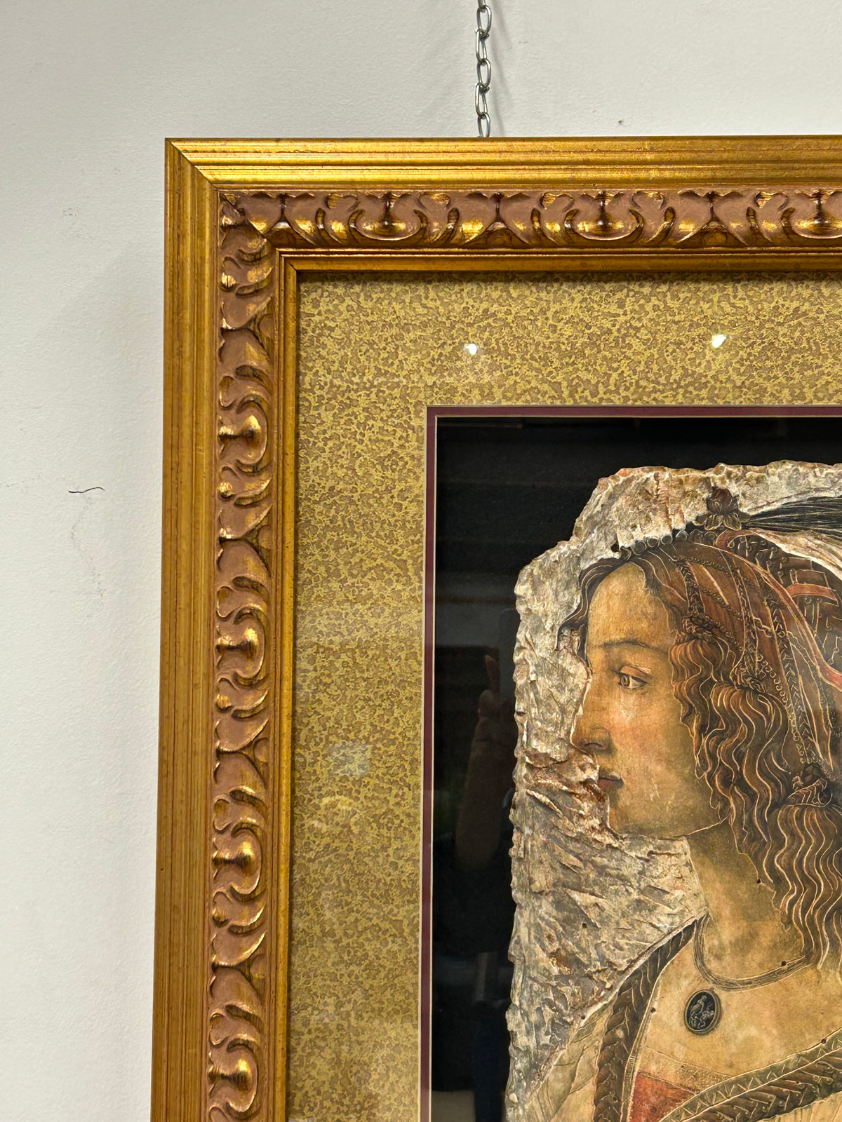Colacci's Fresco Collection - A Classic Lady