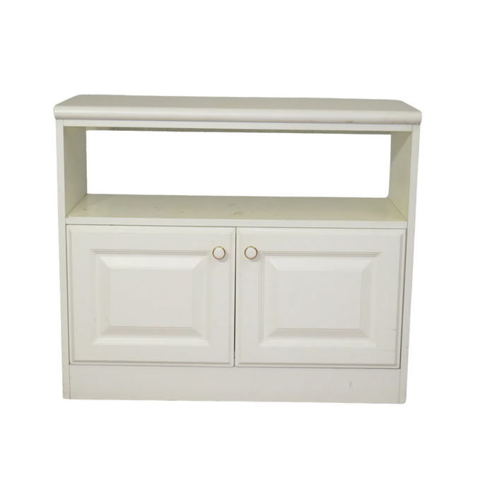 White Kitchen Cabinet