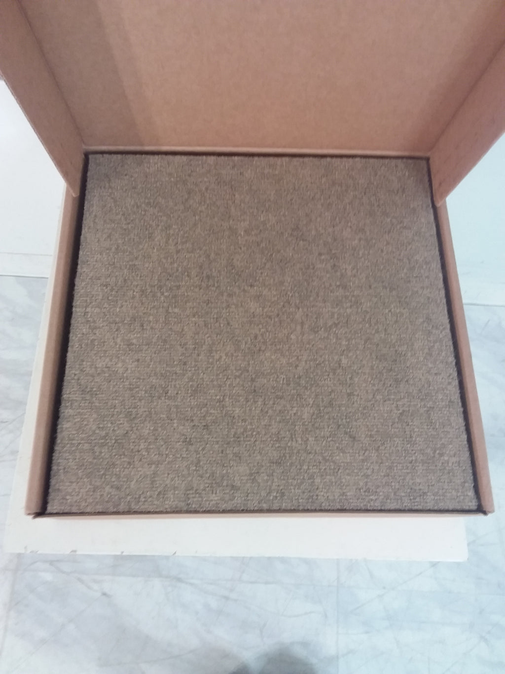 Single Rib Chestnut Carpet Tiles - Box of 16pcs
