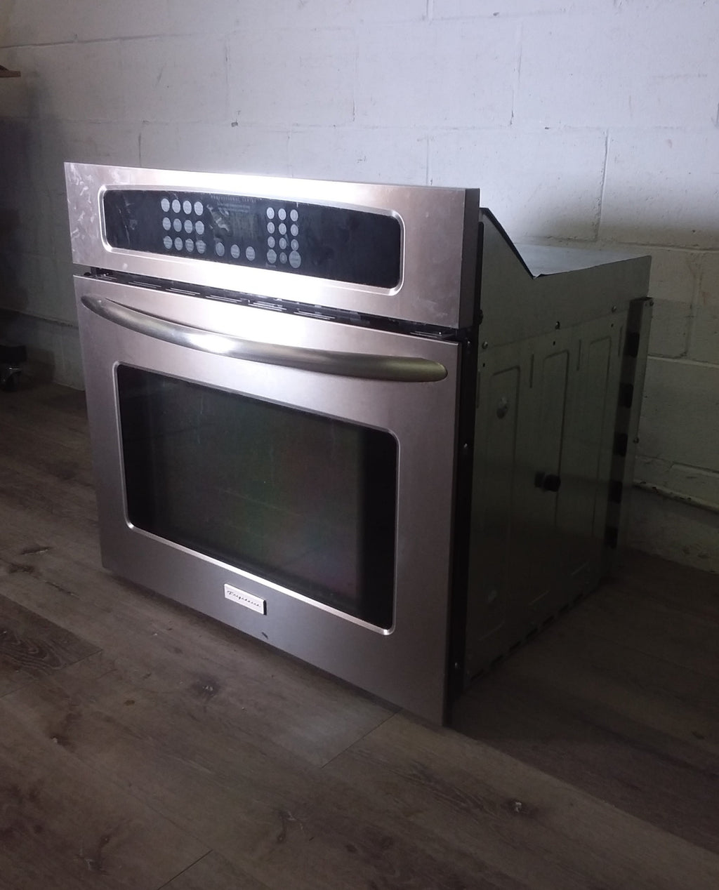 Frigidaire Professional Series Wall Oven