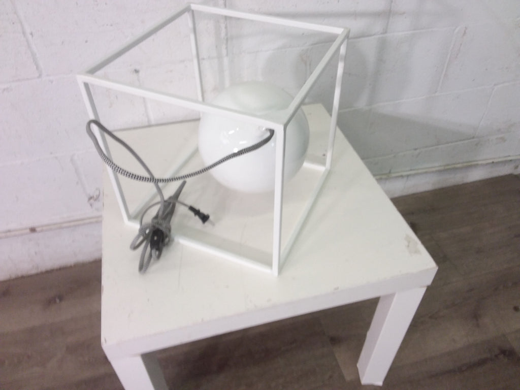 White Cube Lamp