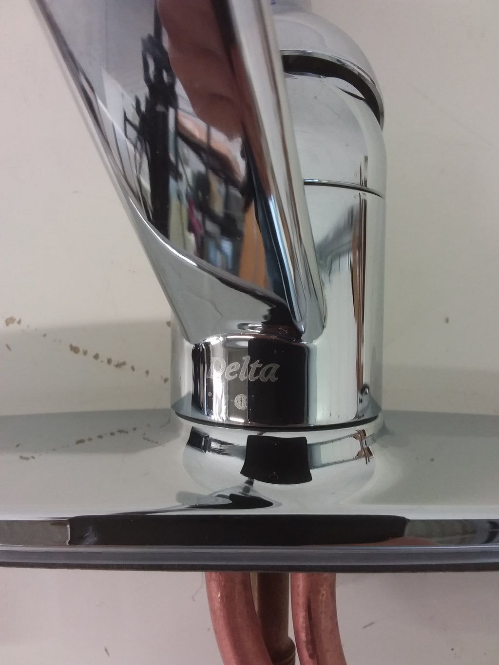 Delta Faucet with Sprayer