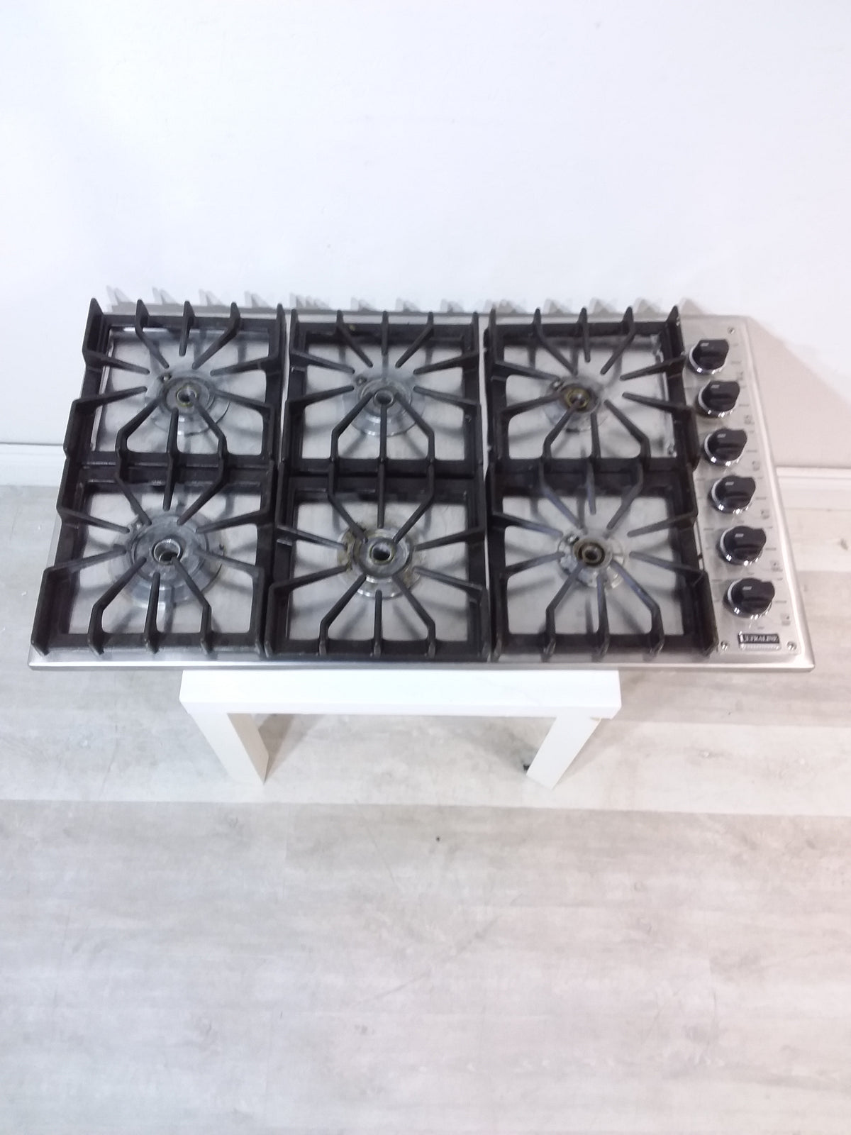 Ultraline Professional Gas Cooktop Habitat ReStore GTA