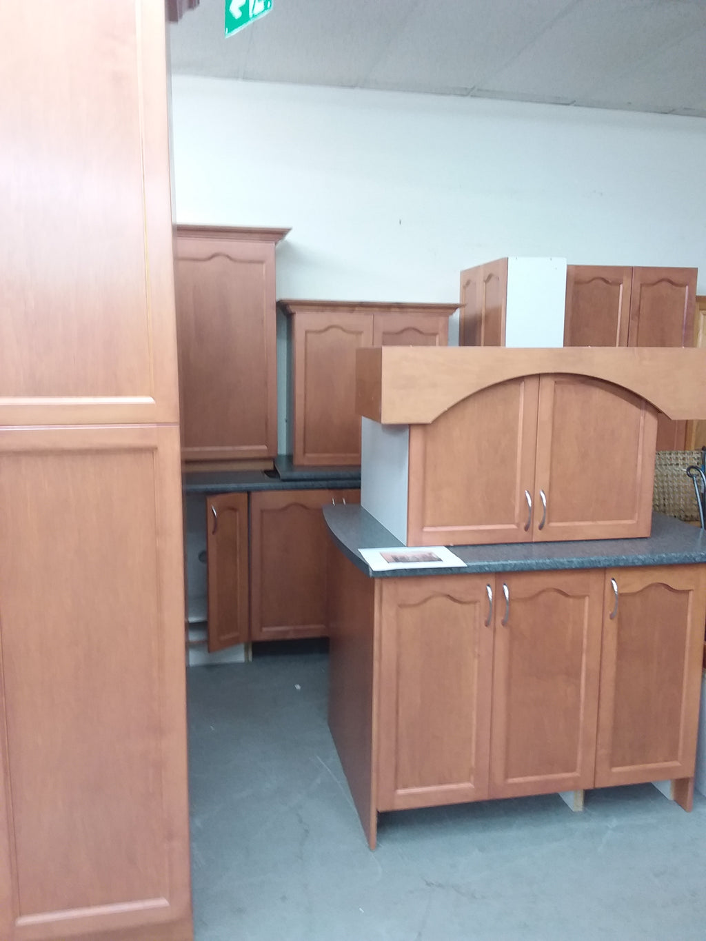 Courtside Kitchen Cabinet Set
