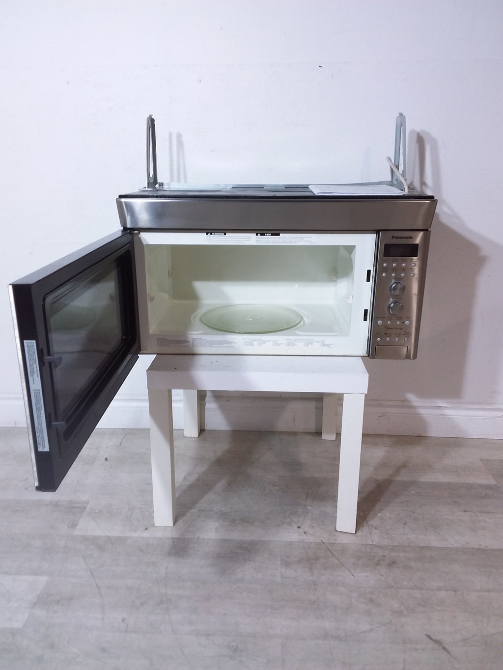 Panasonic 1100 Watt Microwave