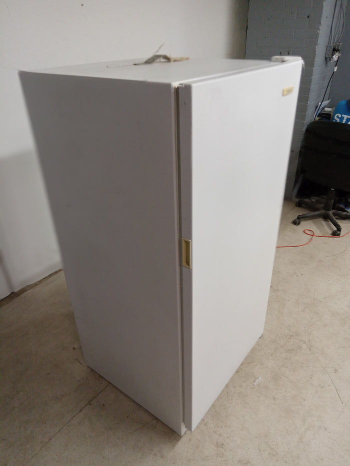 Beaumark White Upright Freezer