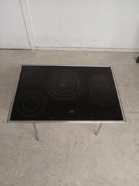 30" AEG Ceramic Electric Cooktop