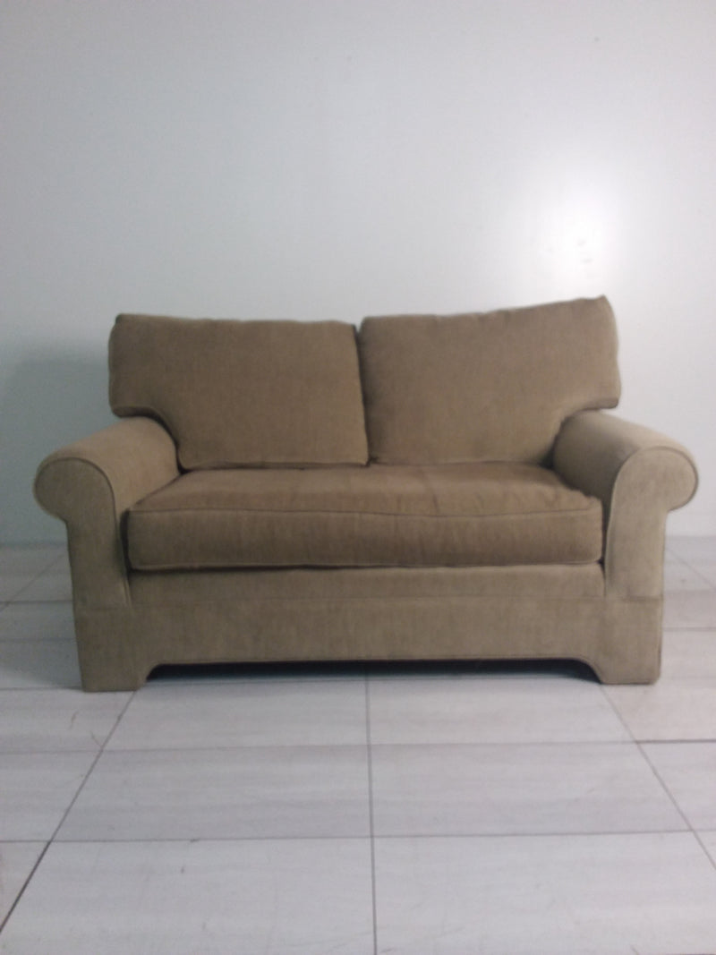 Ofelia Two-Pattern Loveseat