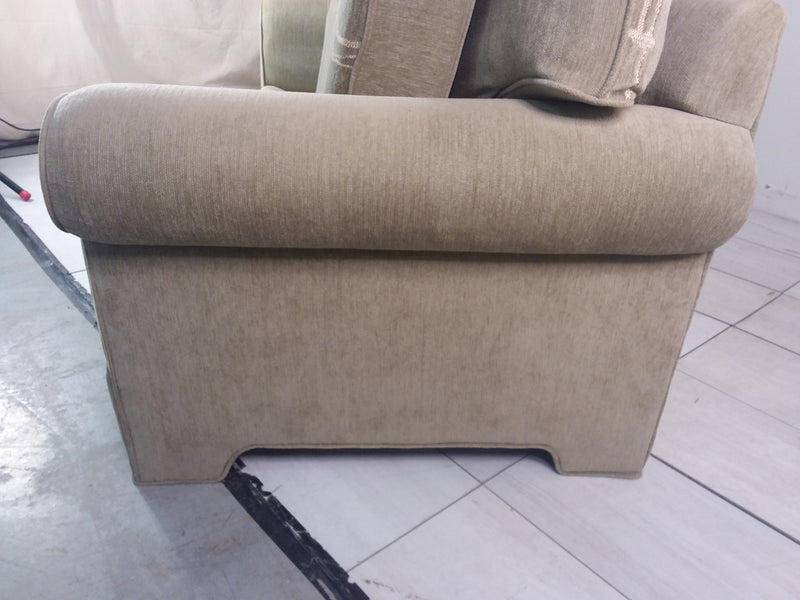 Ofelia Two-Pattern Sofa