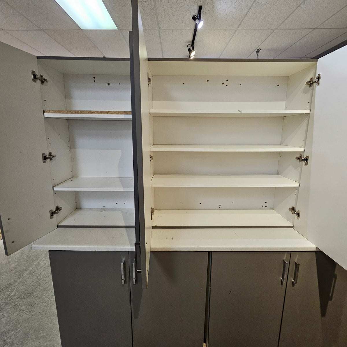 Flat Panel Grey Kitchen Cabinet Set