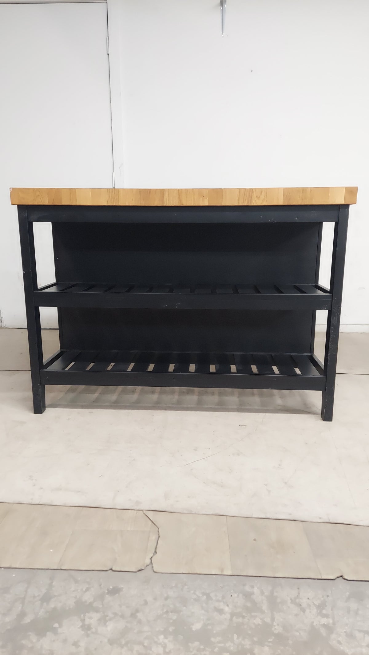 49.5" Vadholma Kitchen Island With Rack