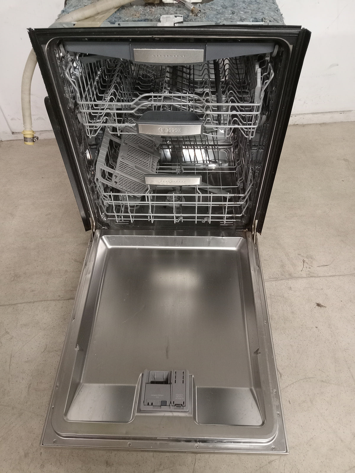 23.5"W Stainless Steel Bosch Dishwasher