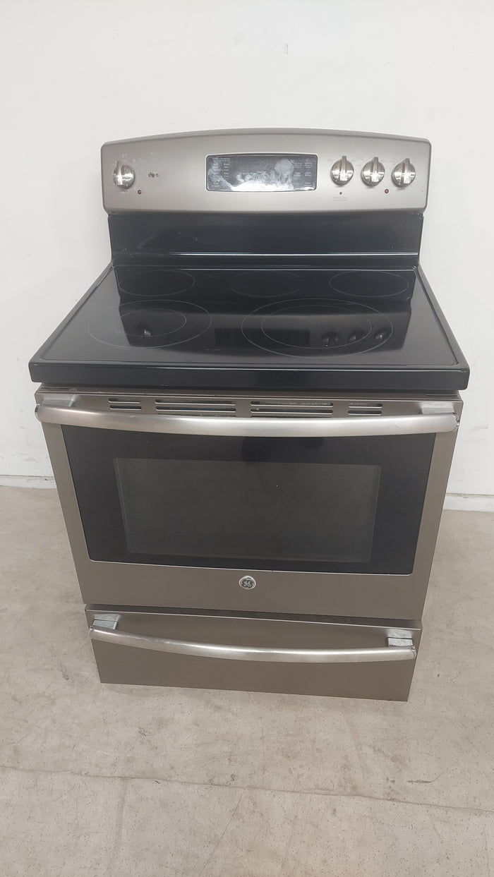 30"W GE Electric Stove