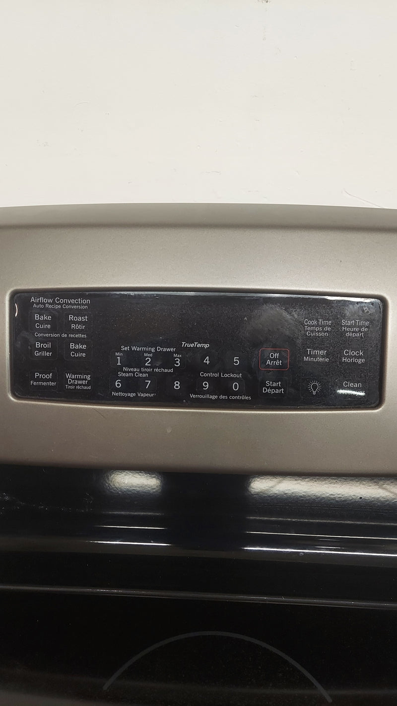 30"W GE Electric Stove