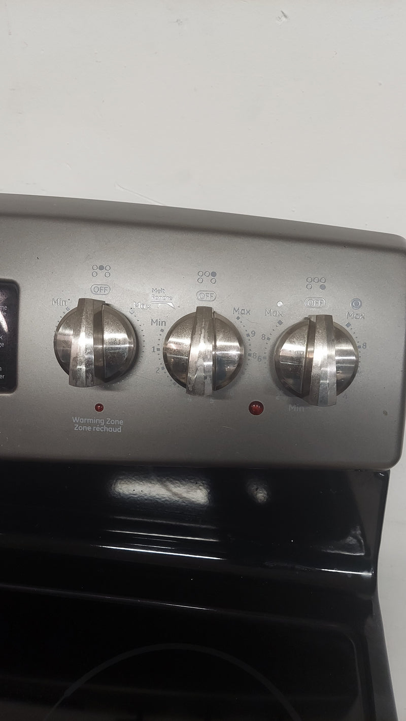 30"W GE Electric Stove