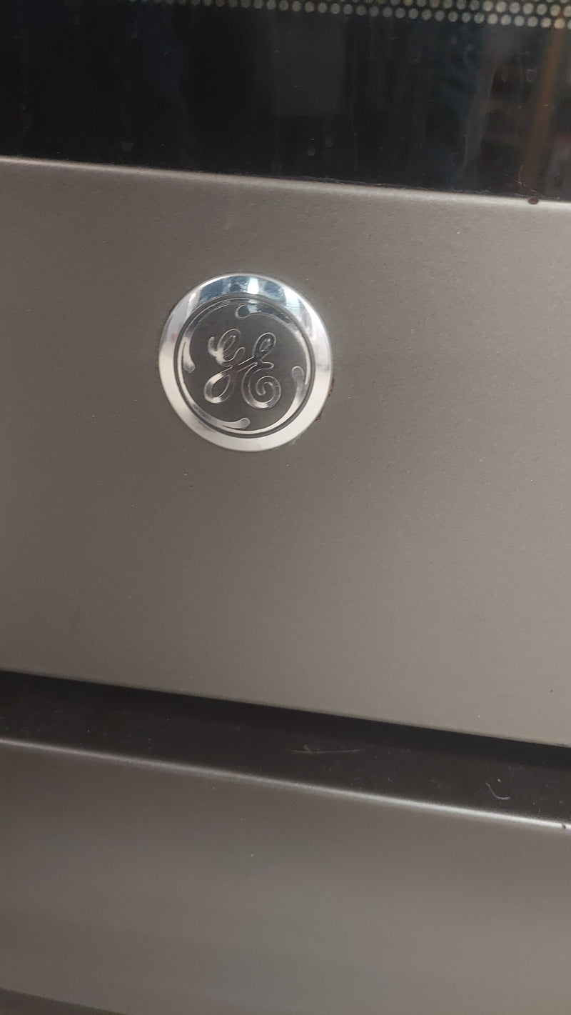 30"W GE Electric Stove