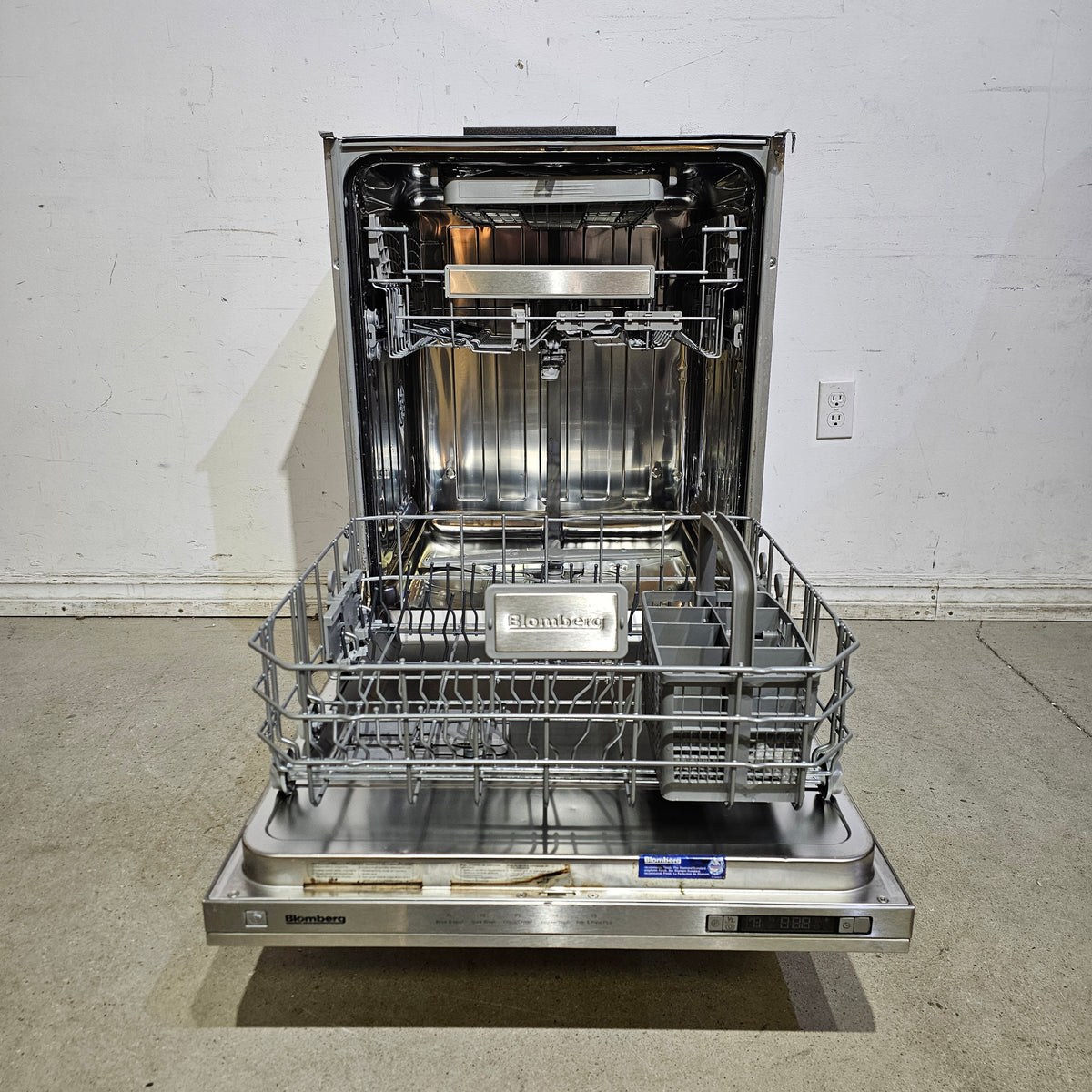 Blomberg Stainless Steel Dishwasher