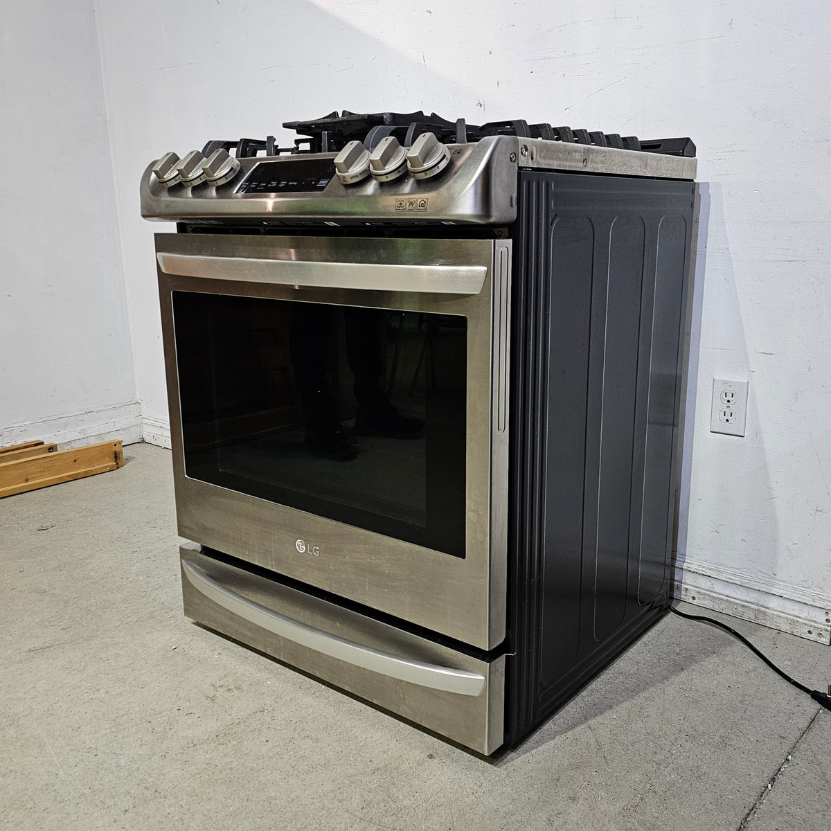 LG Gas Range