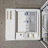 Whirlpool Built-In Dishwaser