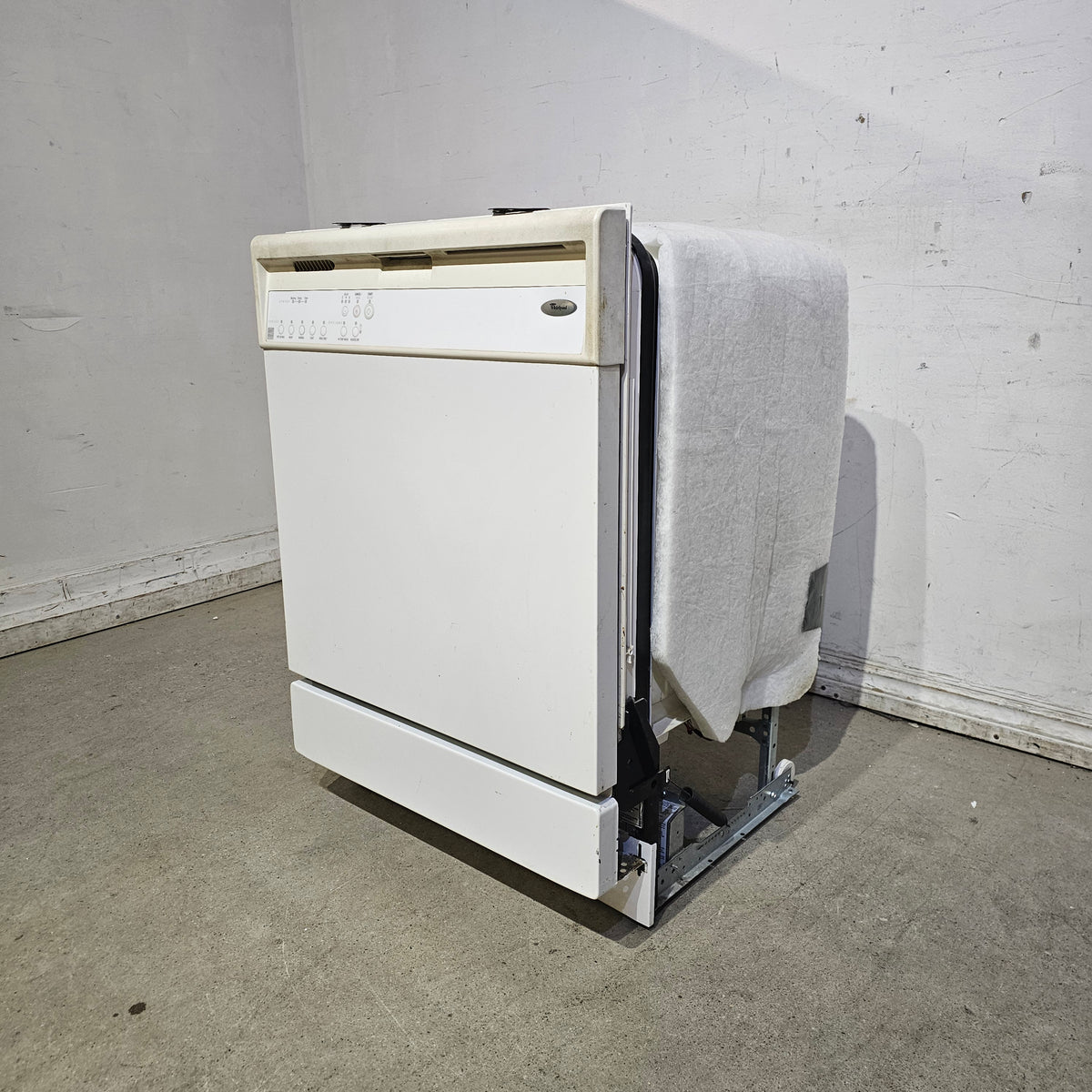 Whirlpool Built-In Dishwaser