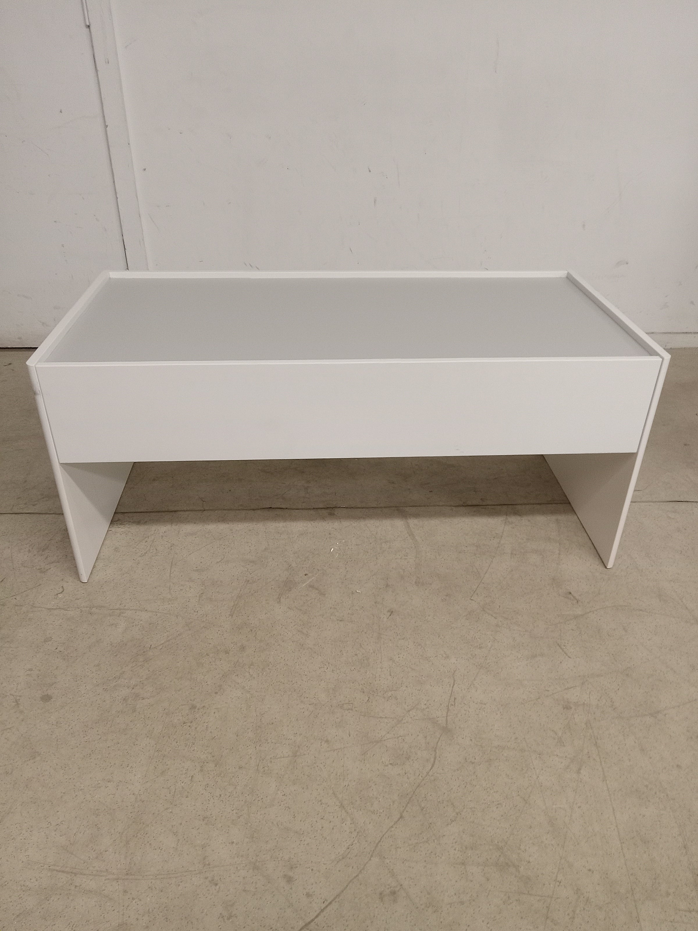 https://habitatrestore.ca/cdn/shop/files/20231221-132539_2400x.jpg?v=1703187872