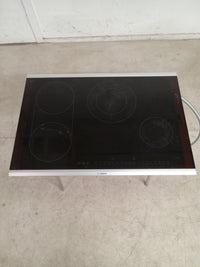31"W Bosch Black Electric Cooktop