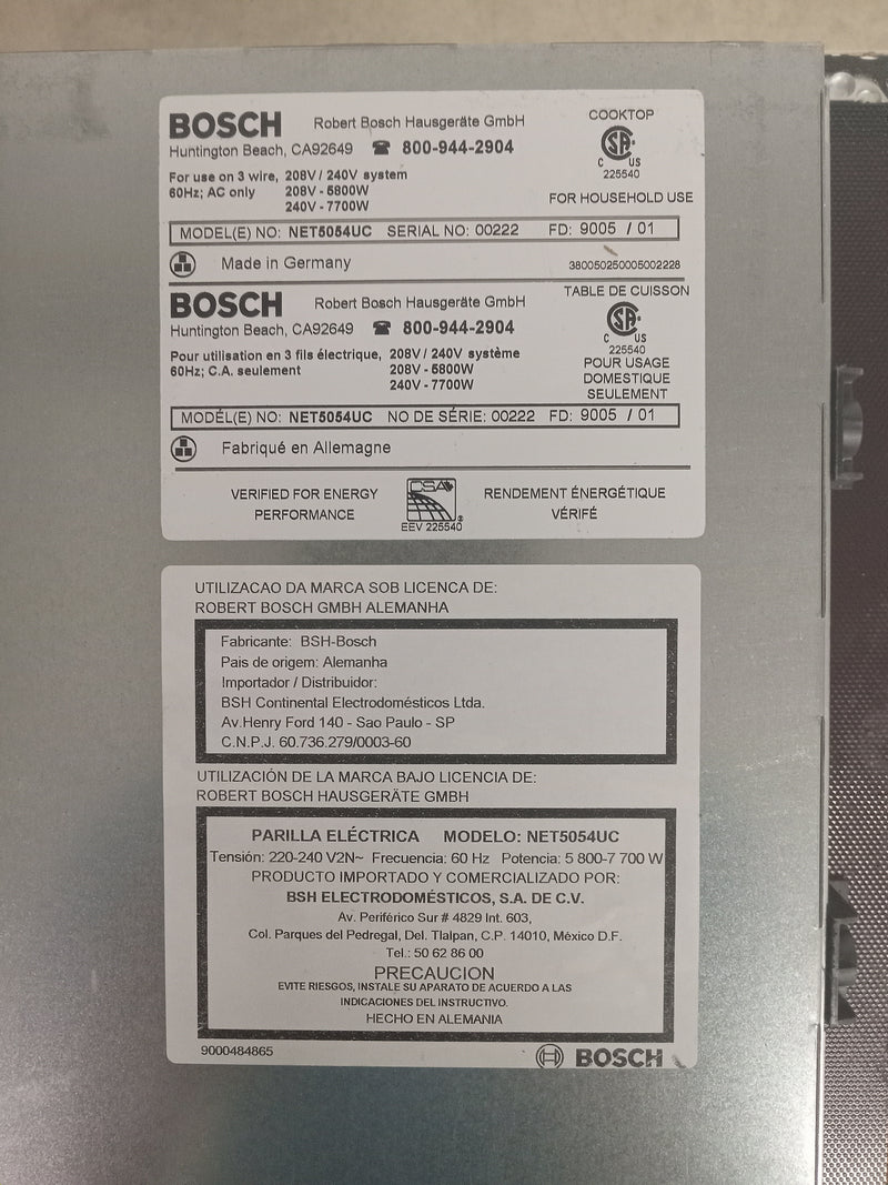 31"W Bosch Black Electric Cooktop