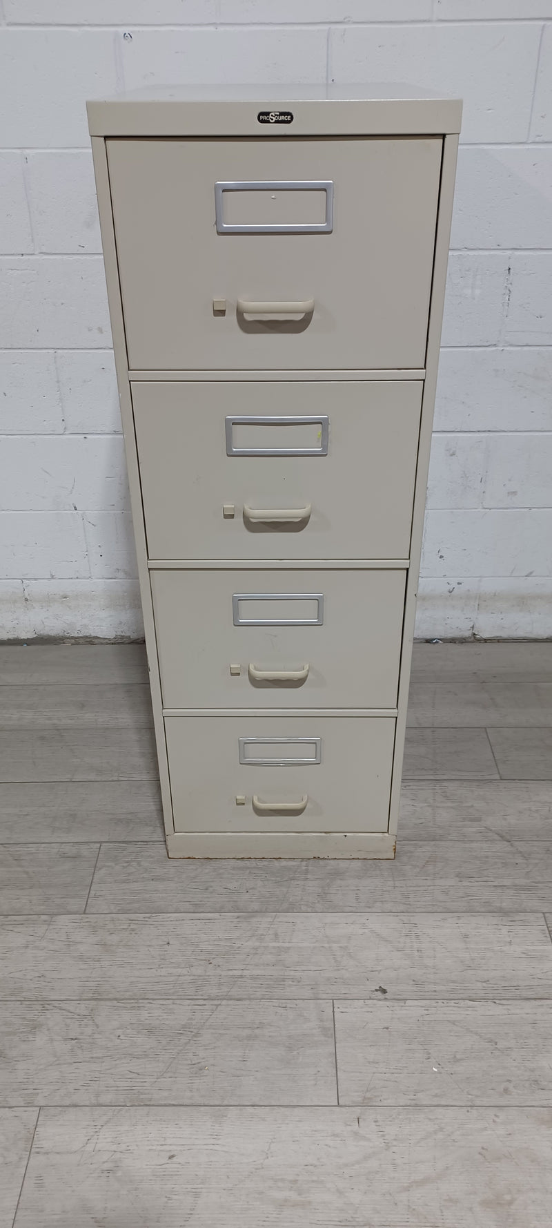 Beige Filing Cabinet w/ 4 Drawers