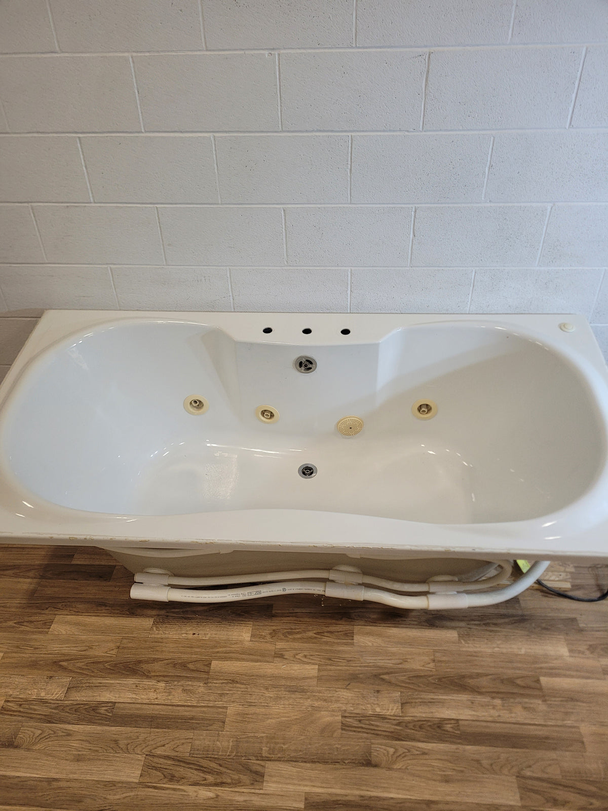 Acrylic Jetted Tub