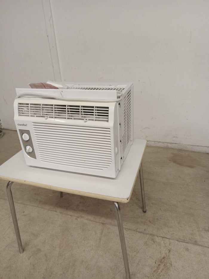 23"W Comfee Room Air Conditioner