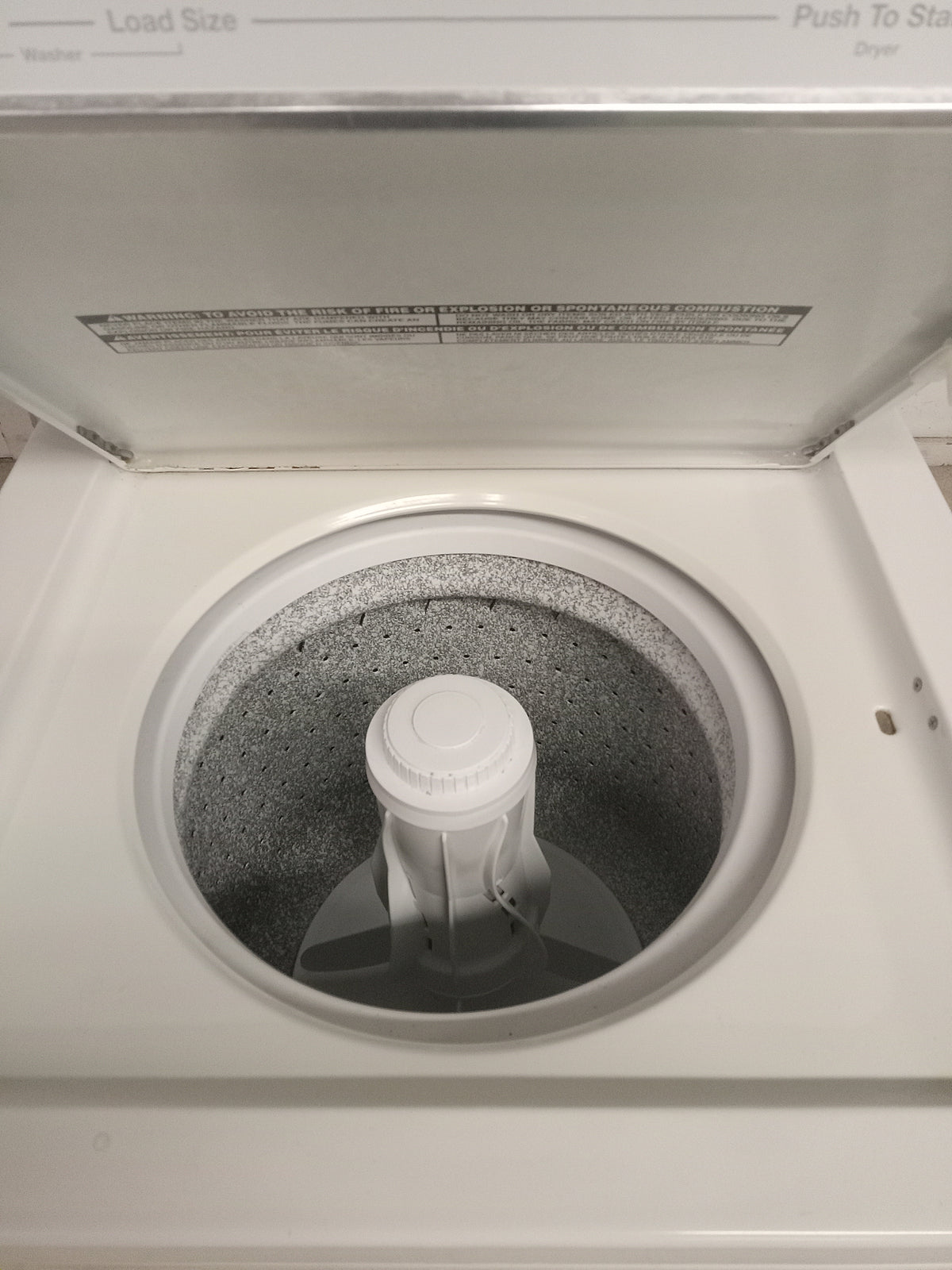24"W White Whirlpool Washer/Dryer Combo