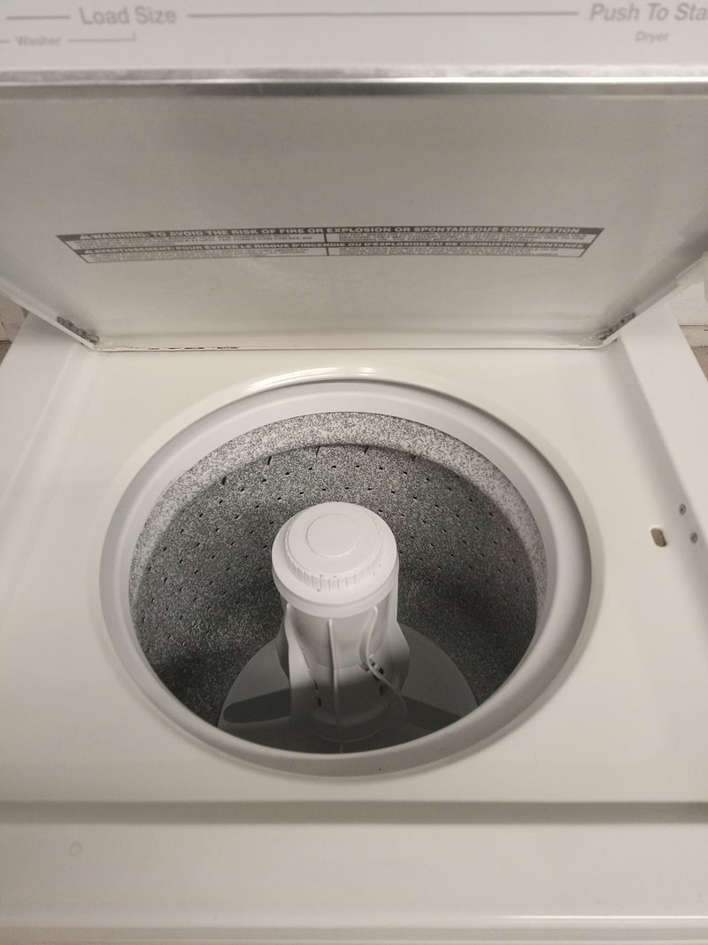 24"W White Whirlpool Washer/Dryer Combo