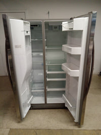 35" W Whirlpool Fridge