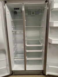 35" W Whirlpool Fridge