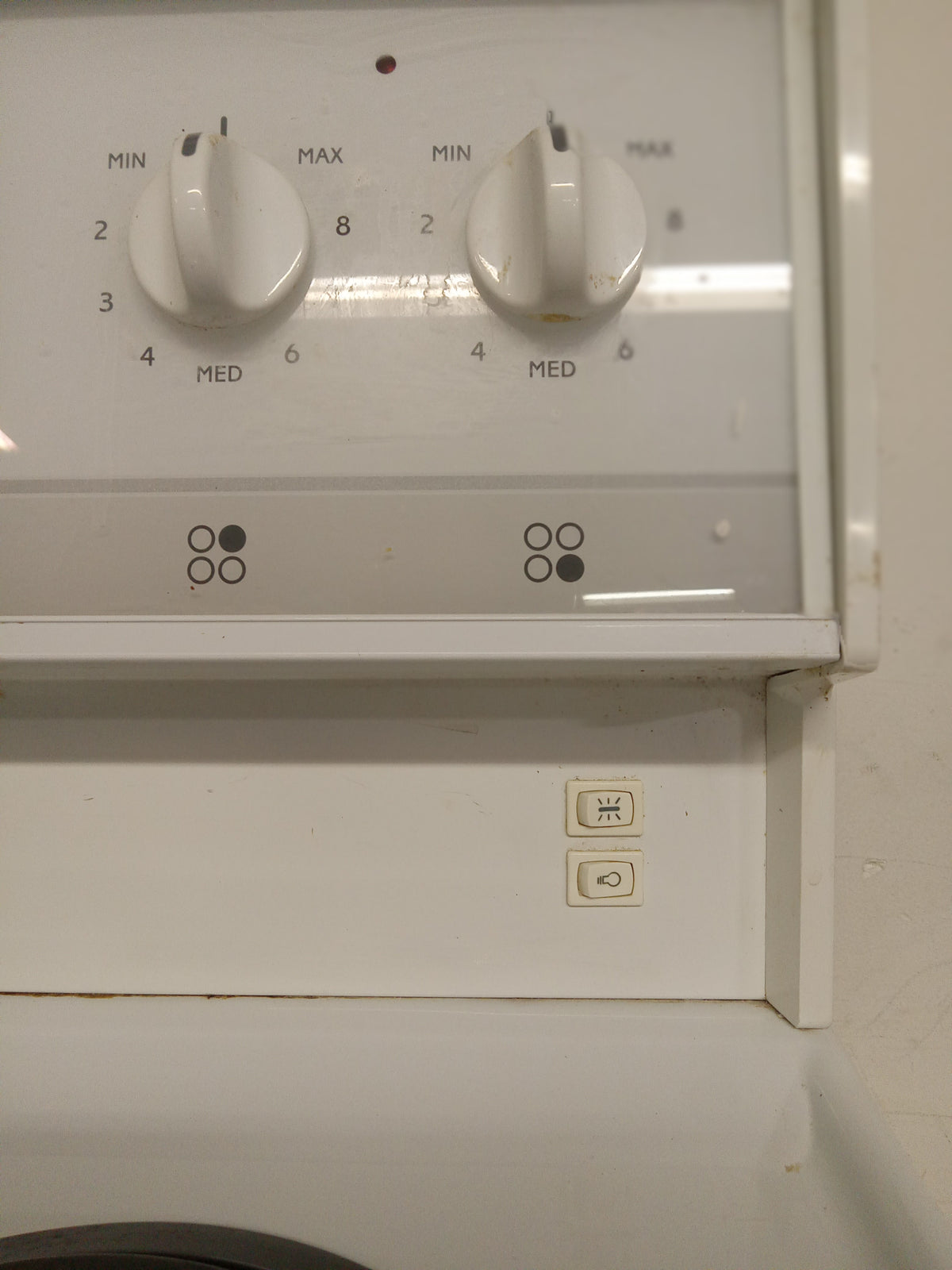 24" Frigidaire Electric Stove