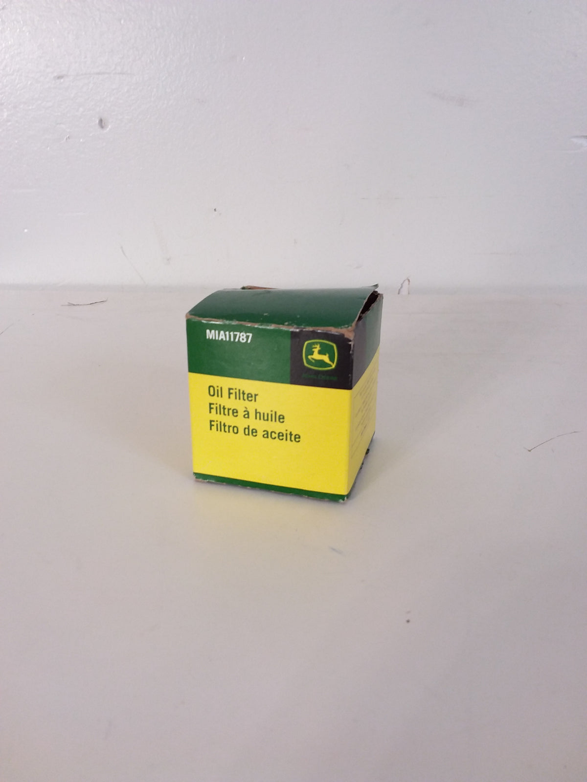 John Deere MIA11787 Oil Filter