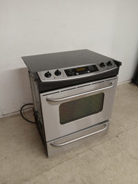 29.75"W General Electric Range Oven