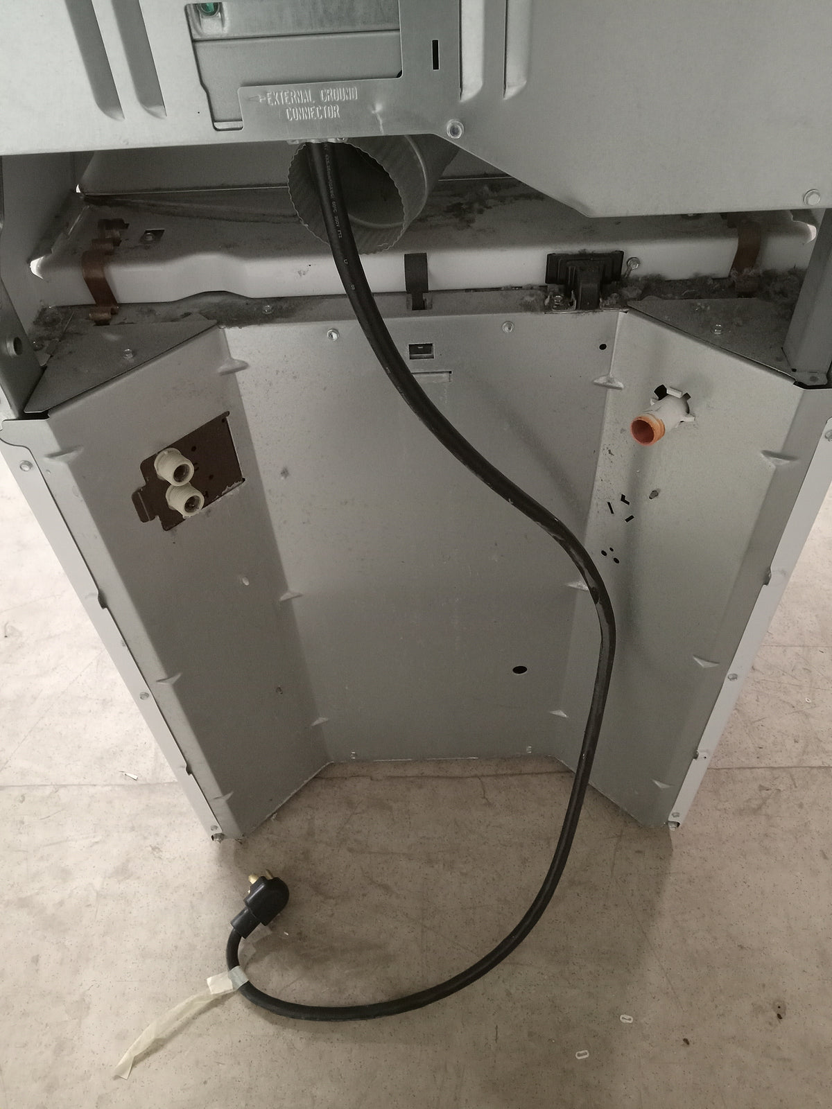 27.5" W Whirlpool Washer and Dryer Combo