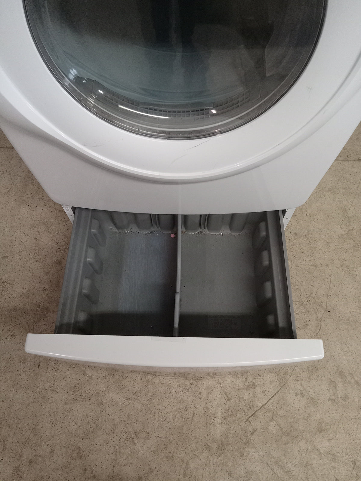 27"W Samsung Clothes Dryer