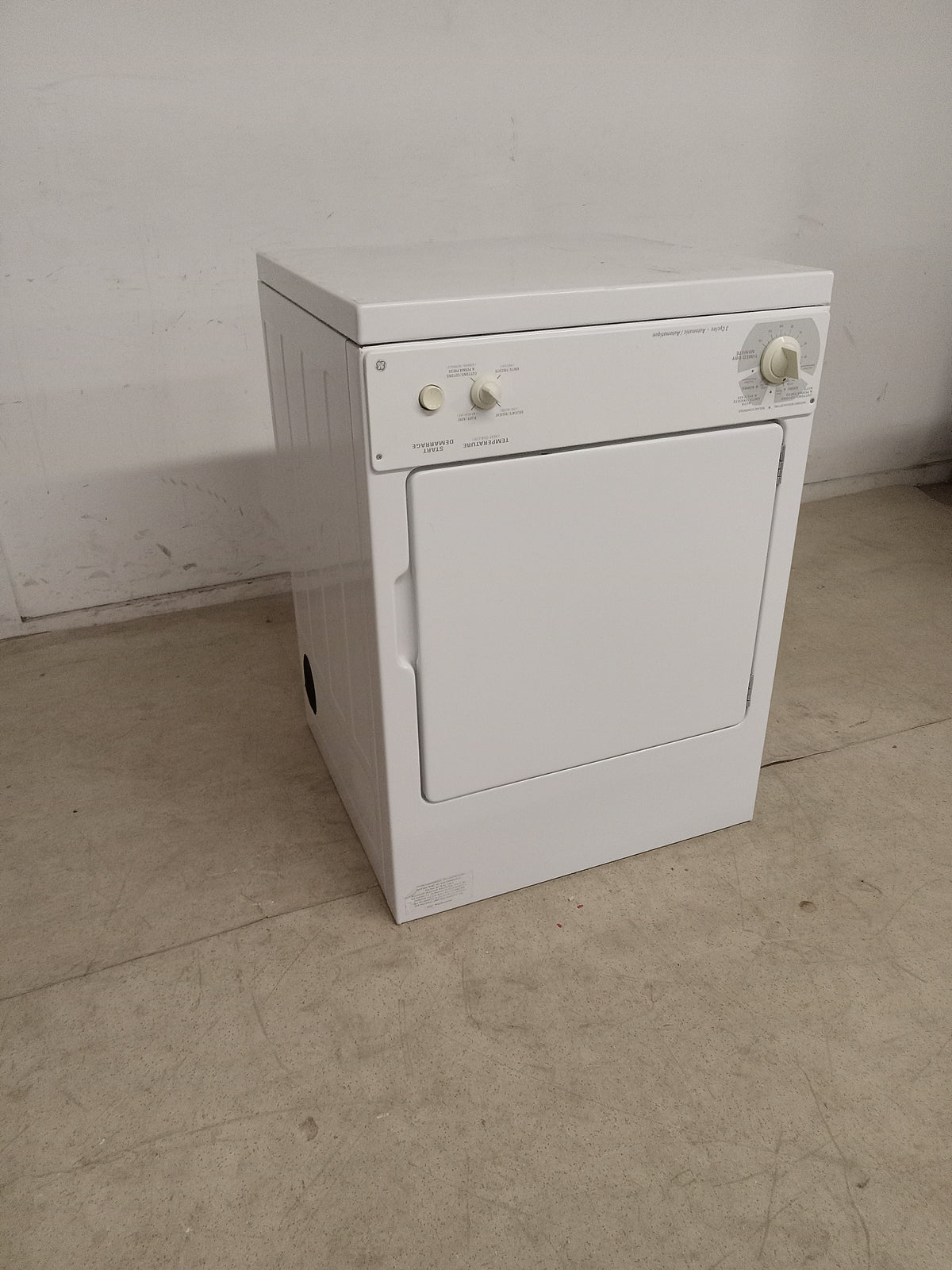 23.5"W White Stackable Clothes Dryer