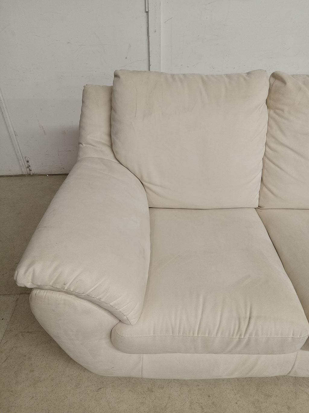 90"W White 3 Seater Sofa