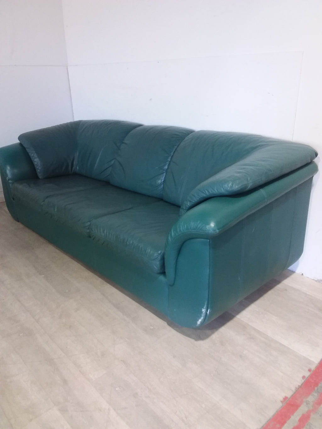 92"  Leathered 3-pieces Sofas