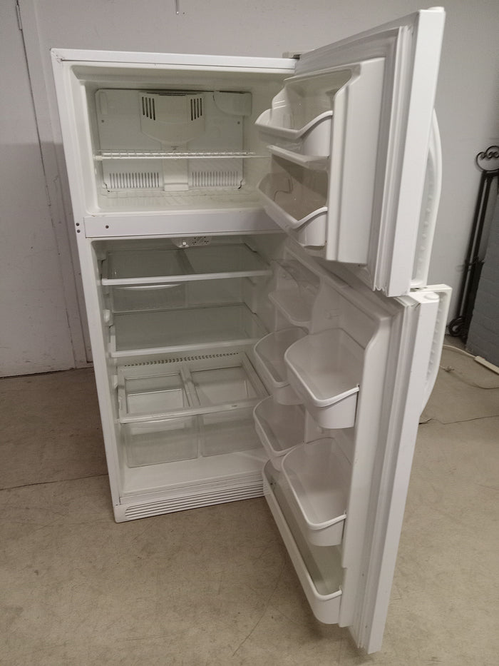 29.5"W White Kenmore Refrigerator