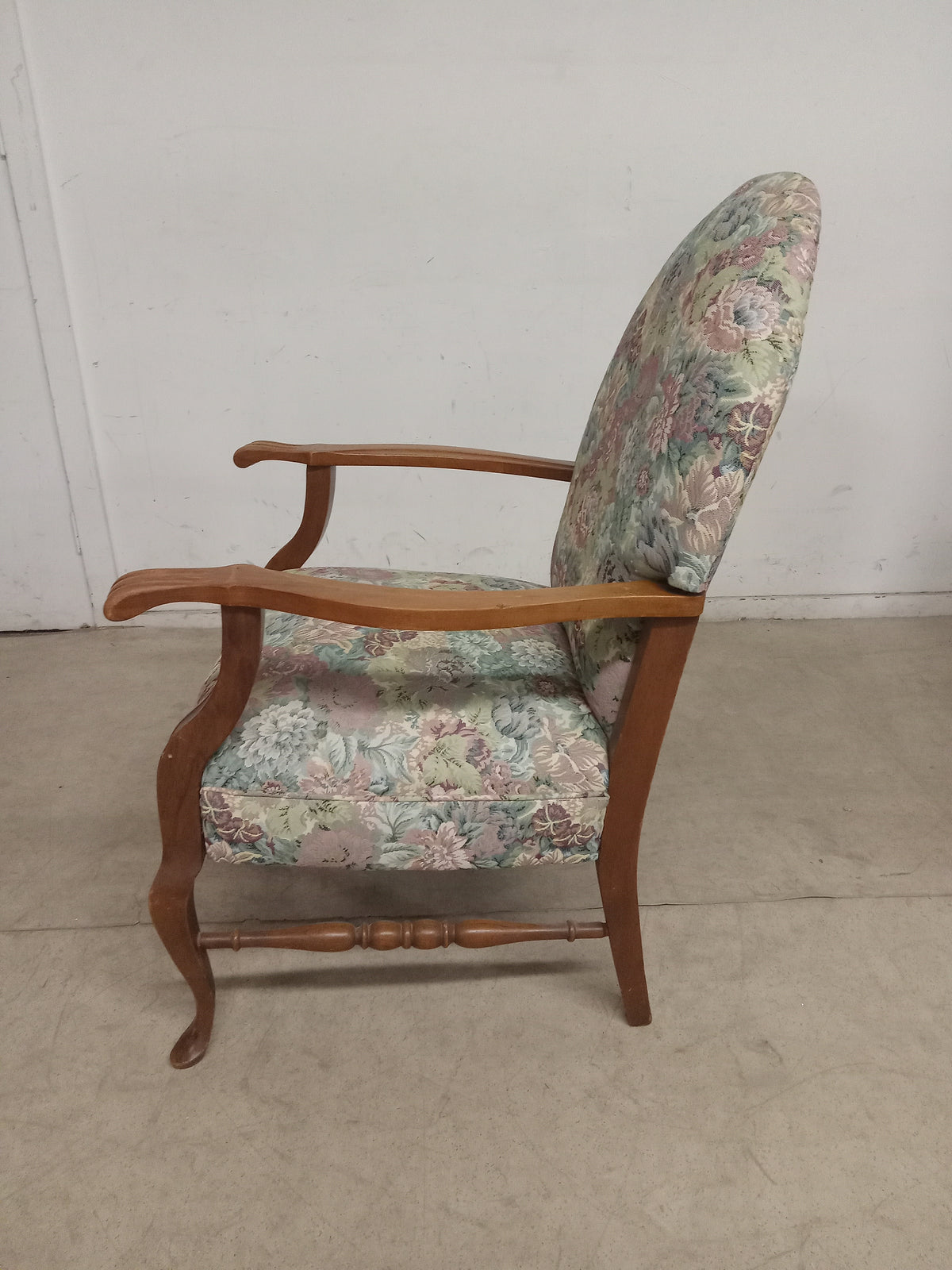24"W Wooden Accent Chair