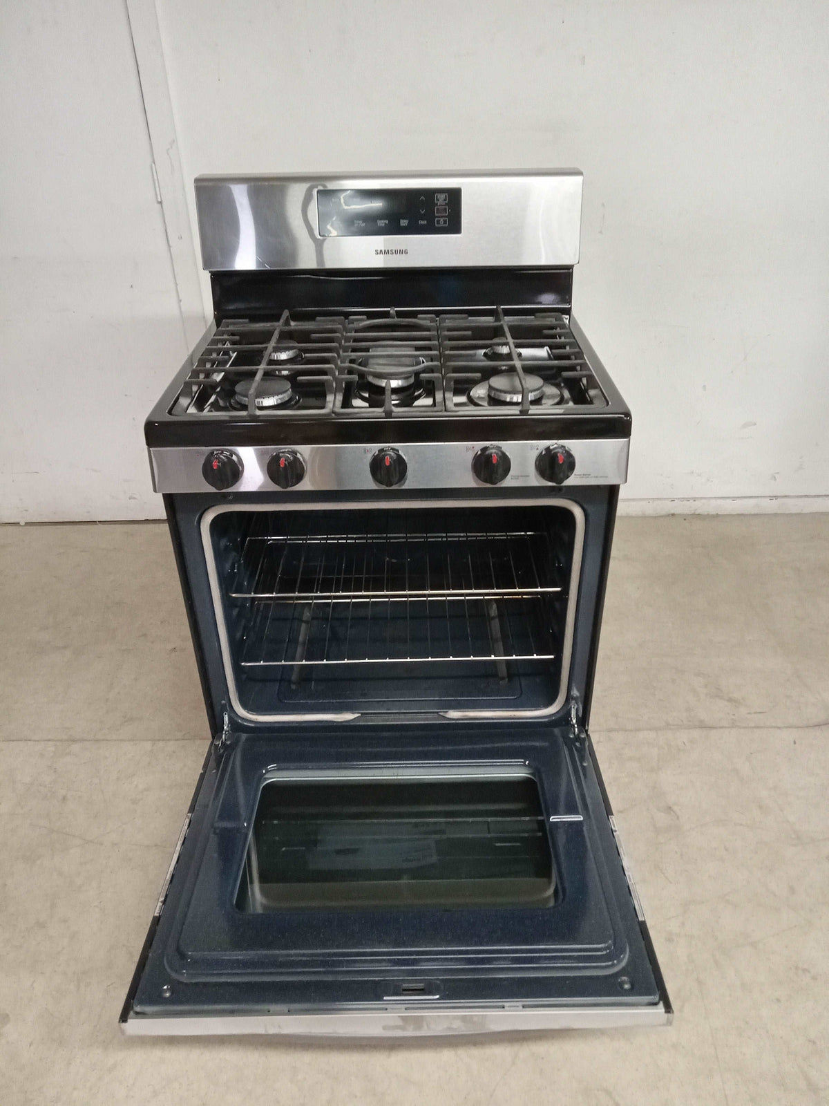 40"W Samsung Stainless Steel Gas Range