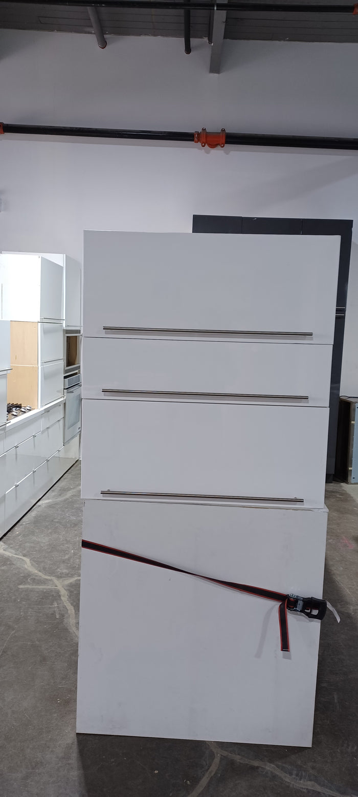 Set of Kitchen Cabinets w/ Island in White