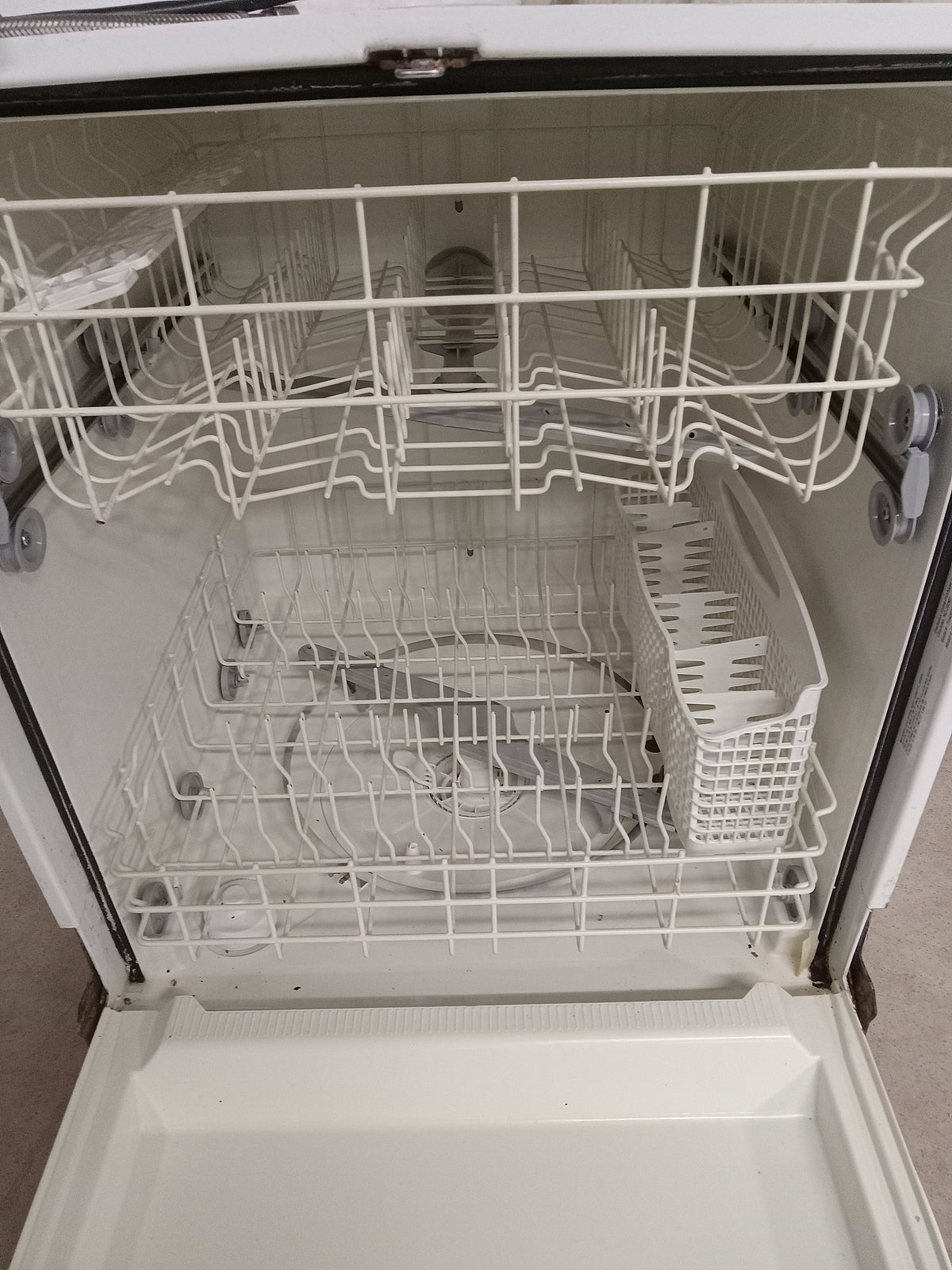 24"W Frigidaire Dishwasher