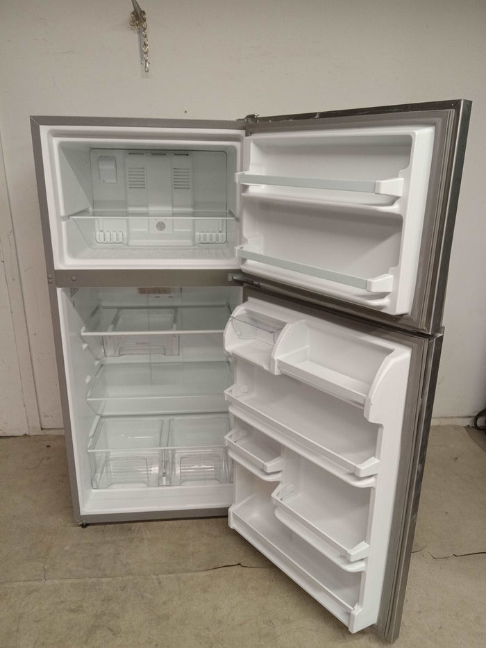 29.75"W Stainless Steel Whirlpool Top Mount Refrigerator