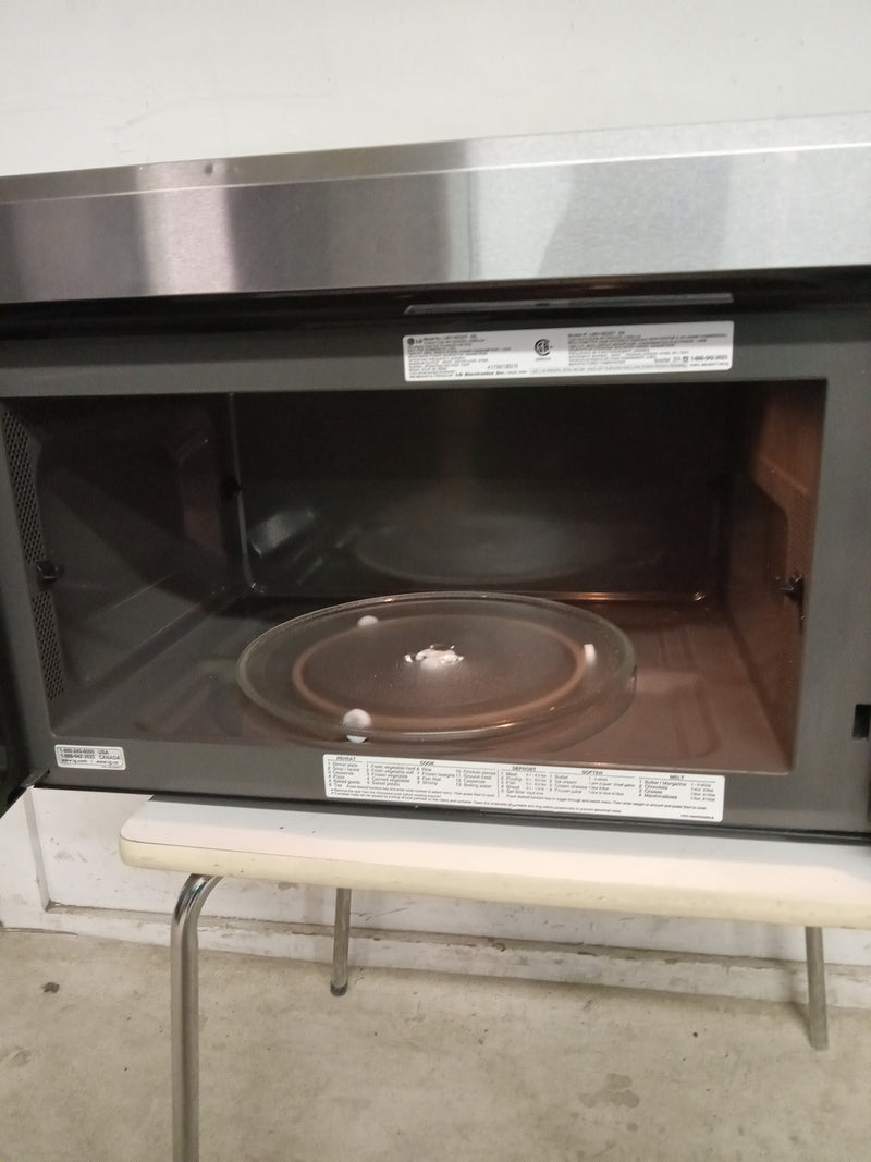30"W LG Over the Range Microwave Oven