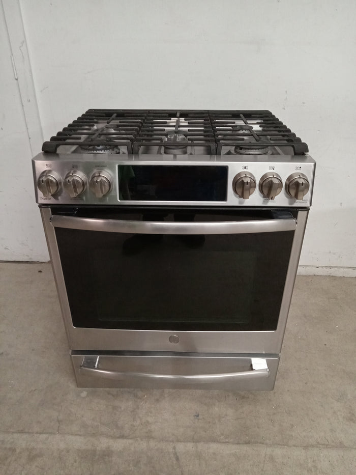 29.5"W General Electric Gas Stove